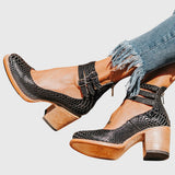 Sapatos de Salto Elegantes