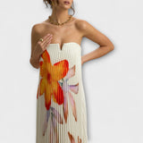Maximekko Sweetheart oransseilla kukilla