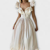 Vestido com folhos
