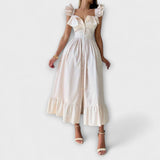 Vestido com folhos