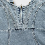 Säädettävillä olkaimilla denim-mekko